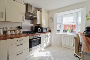 Kitchen- click for photo gallery